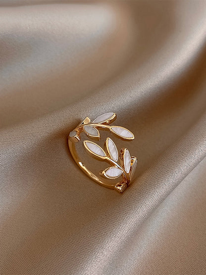 Leaf Design Cuff Ring