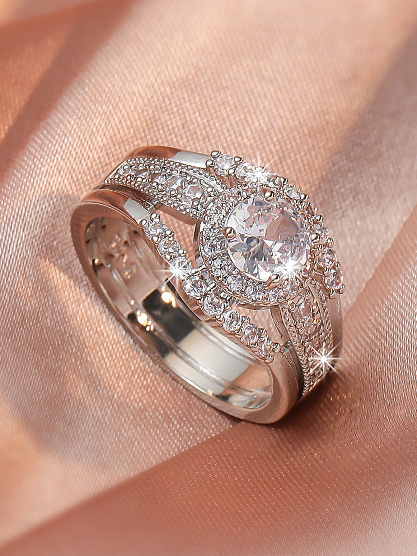 Cubic Zirconia Decor Ring