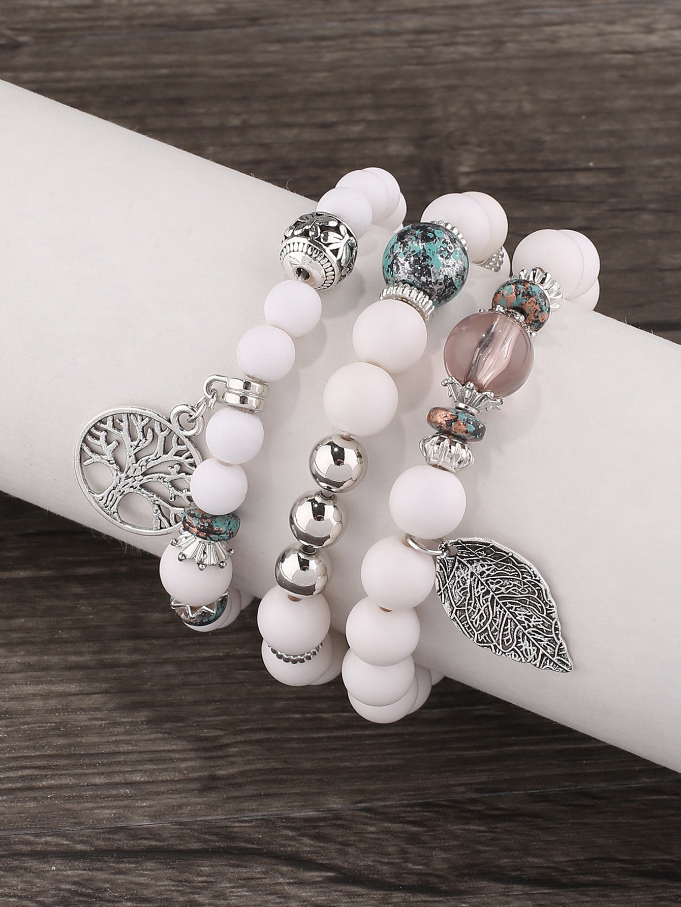 3pcs Leaf & Tree Charm Beaded Bracelet