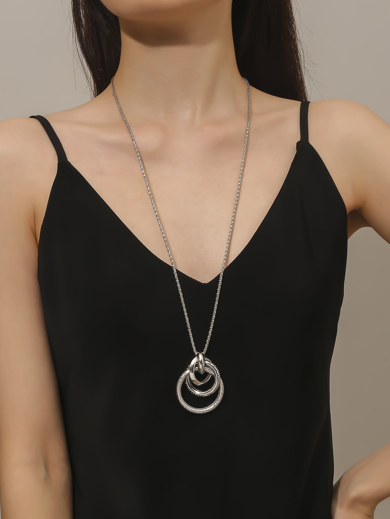 Round Pendant Necklace