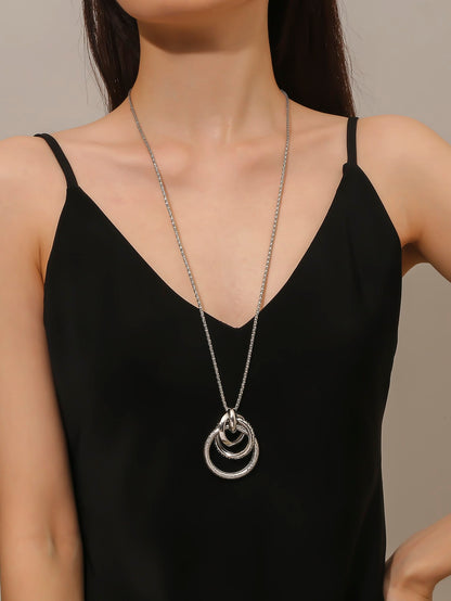 Round Pendant Necklace