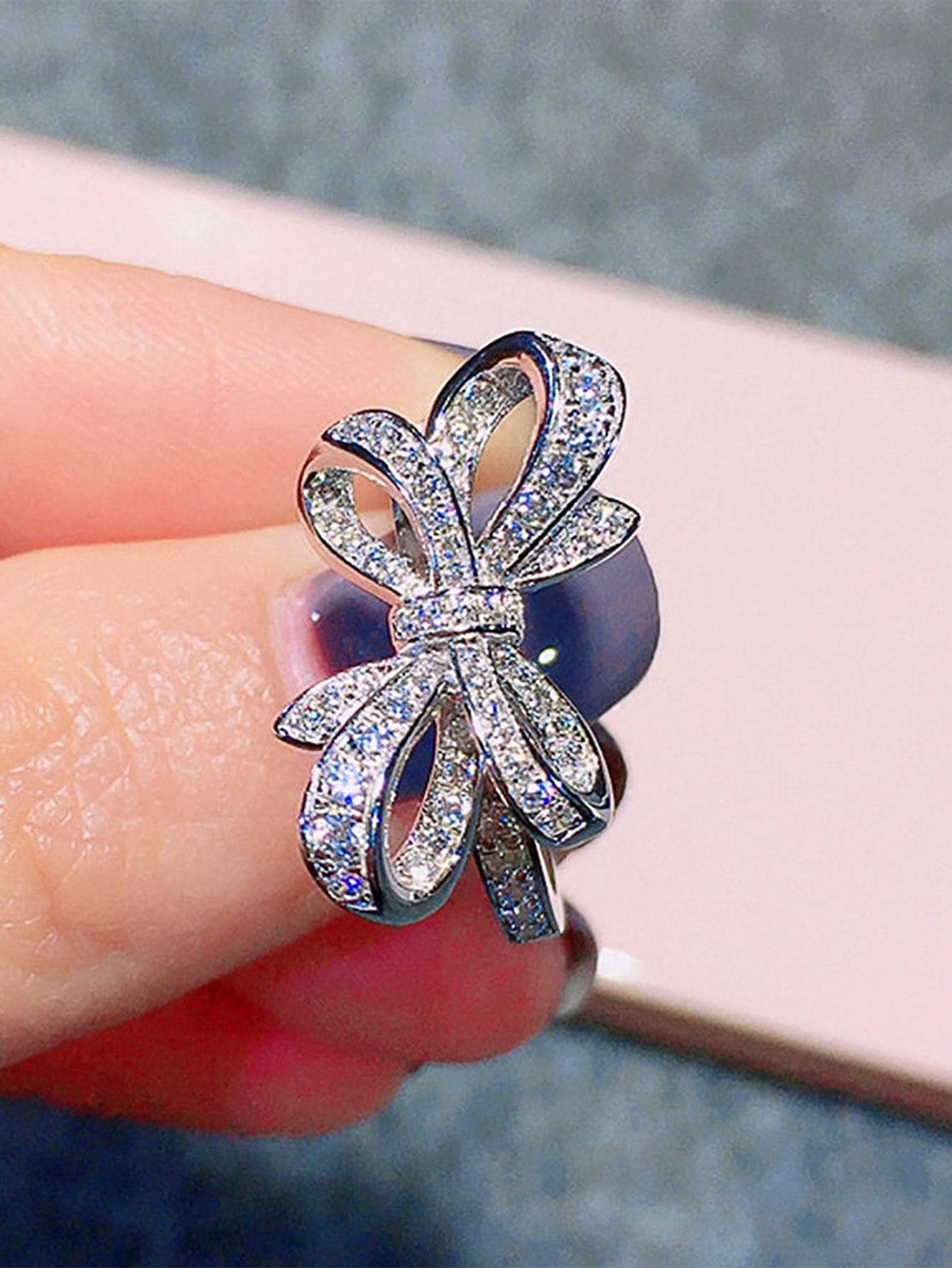 Elegant Charm Gorgeous Bow Ring