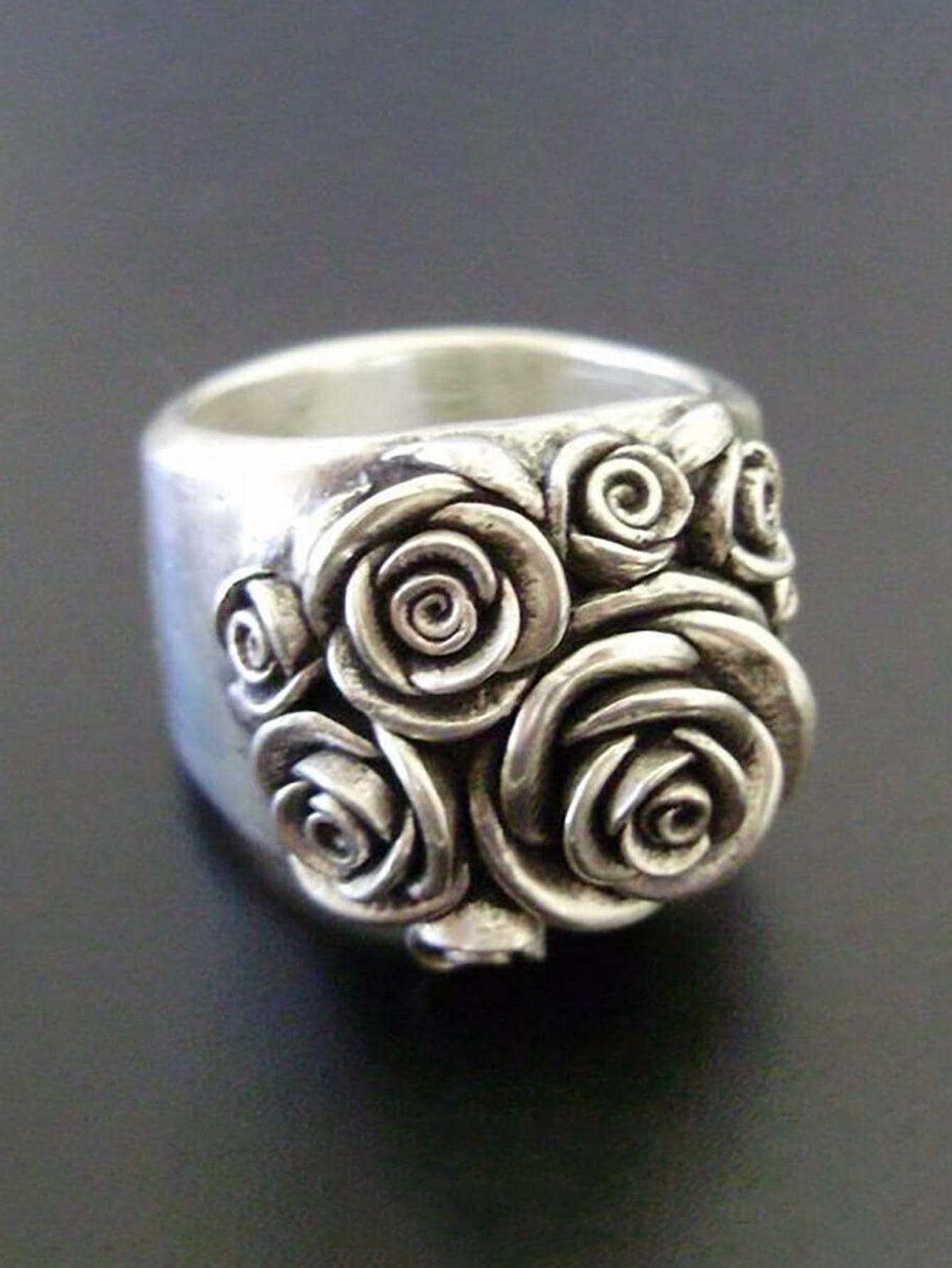 Vintage Copper Alloy Flower Graphic Ring