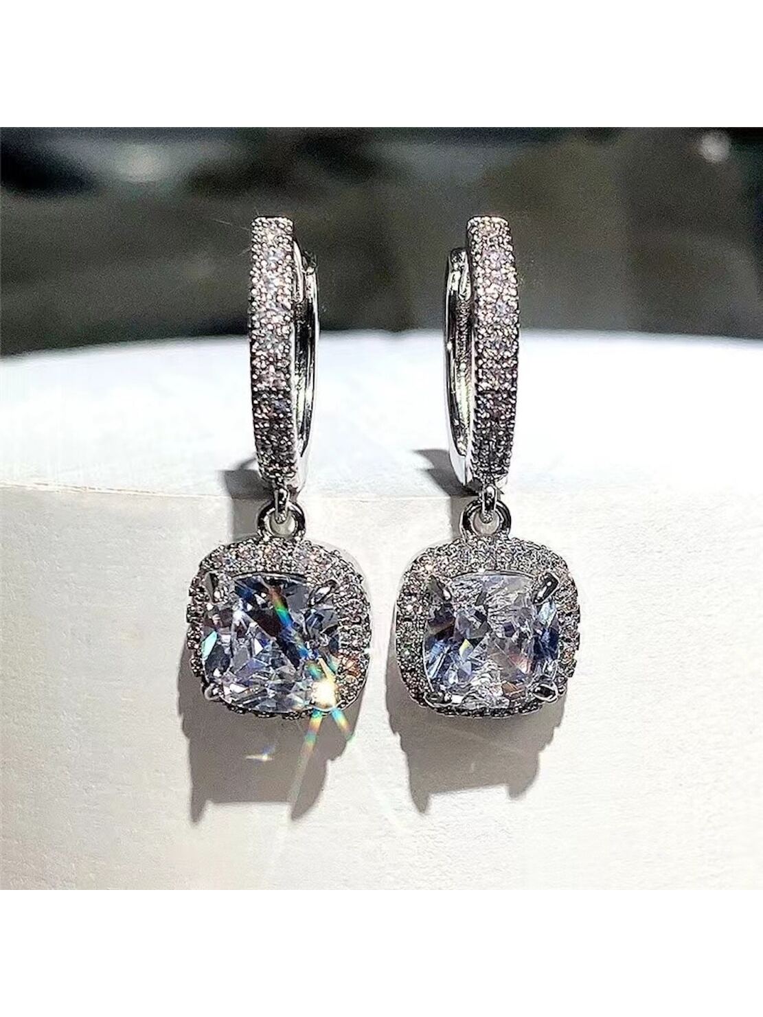 Square Shaped Shimmering Cubic Zirconia Pendant Earrings Set