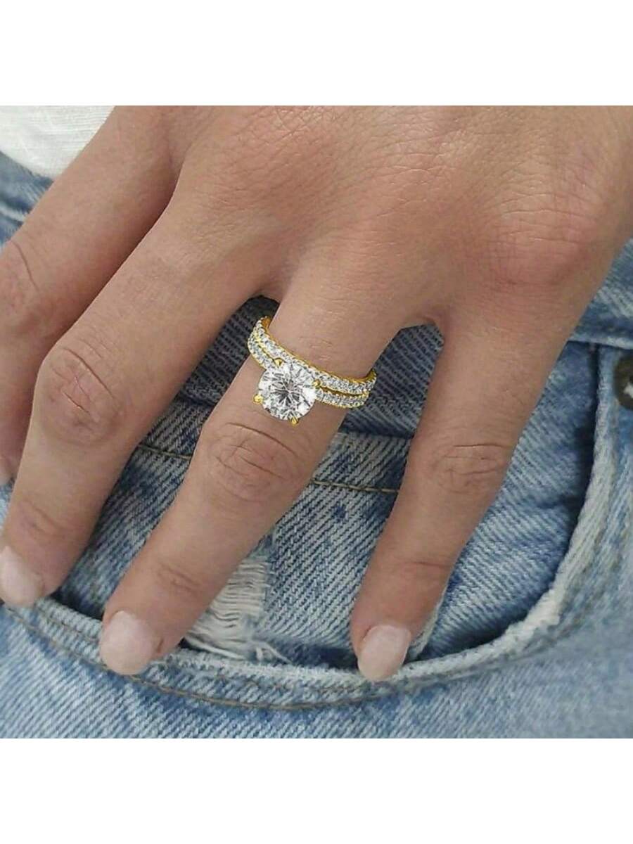 Classic Round Shaped Ring Set