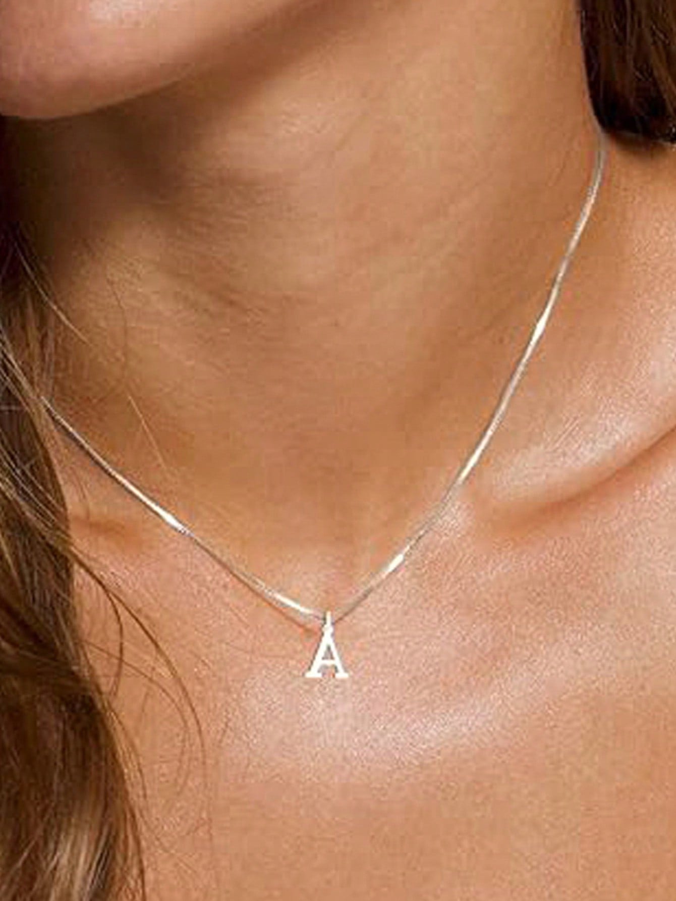 Stainless Steel Simple Fashionable Alphabet Necklace