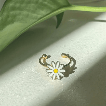 Simple Daisy Rotating  Anxiety Relief Ring