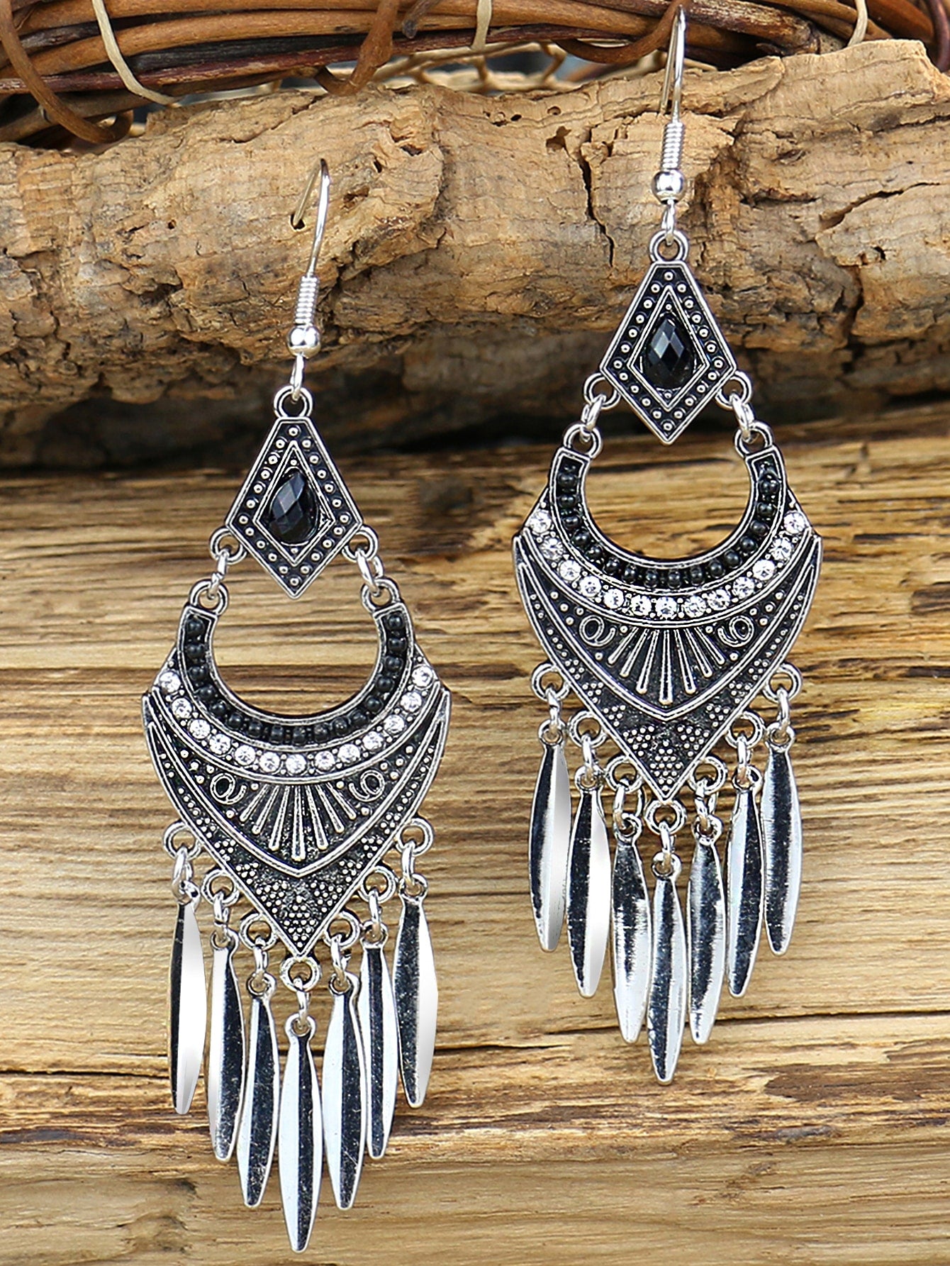 Sophisticated Silver Tassel Earrings: Geometric Glamour with Rhinestone Accents