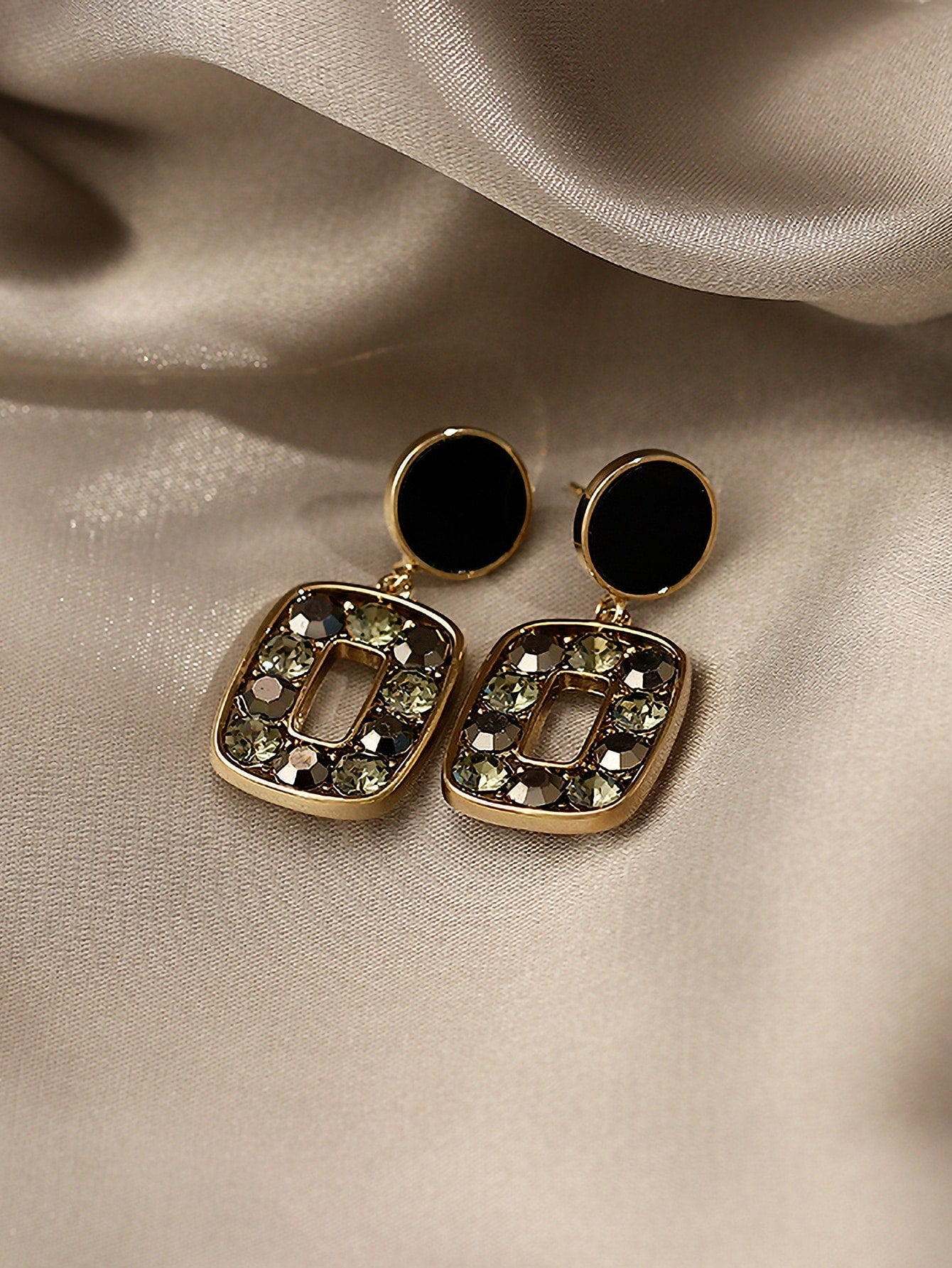 Rhinestone Decor Drop Earrings