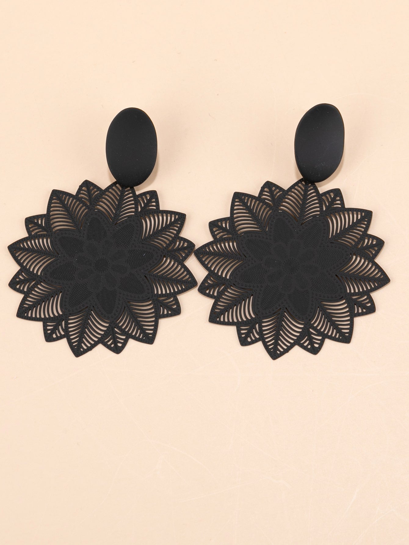 Hollow Out Flower Drop Earrings