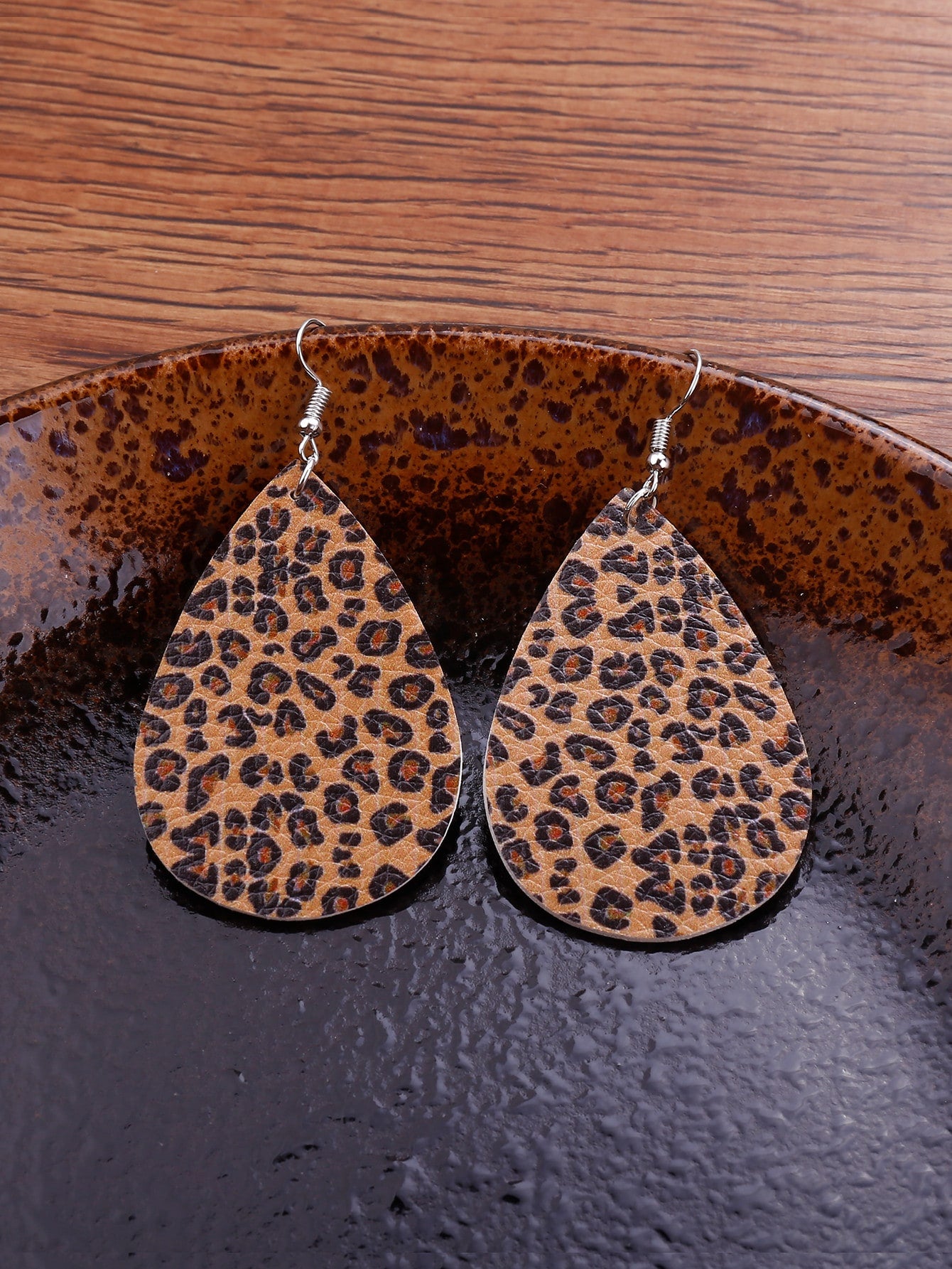 Leopard Print Water Drop Earrings