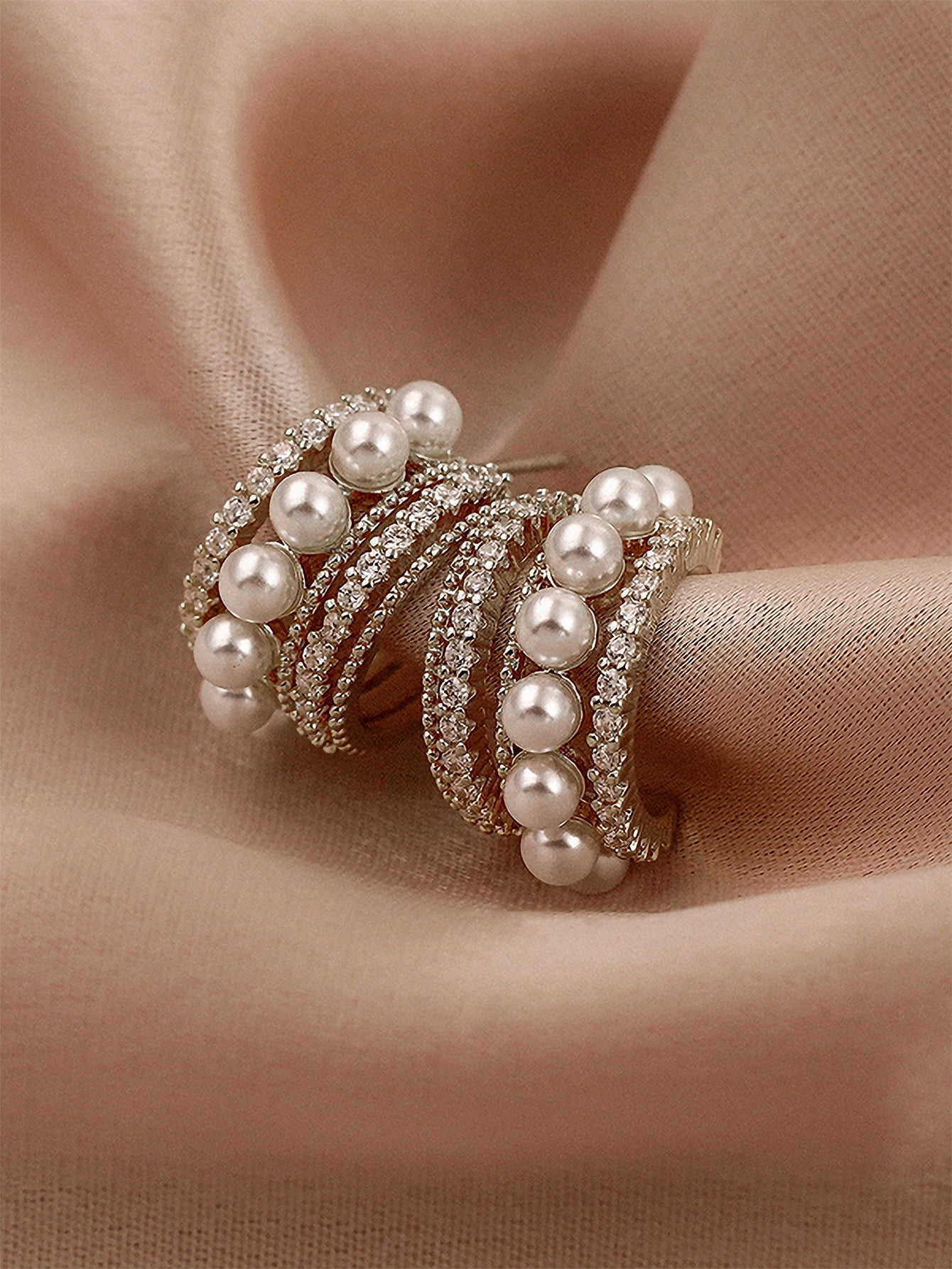 Faux Pearl Decor Hoop Earrings