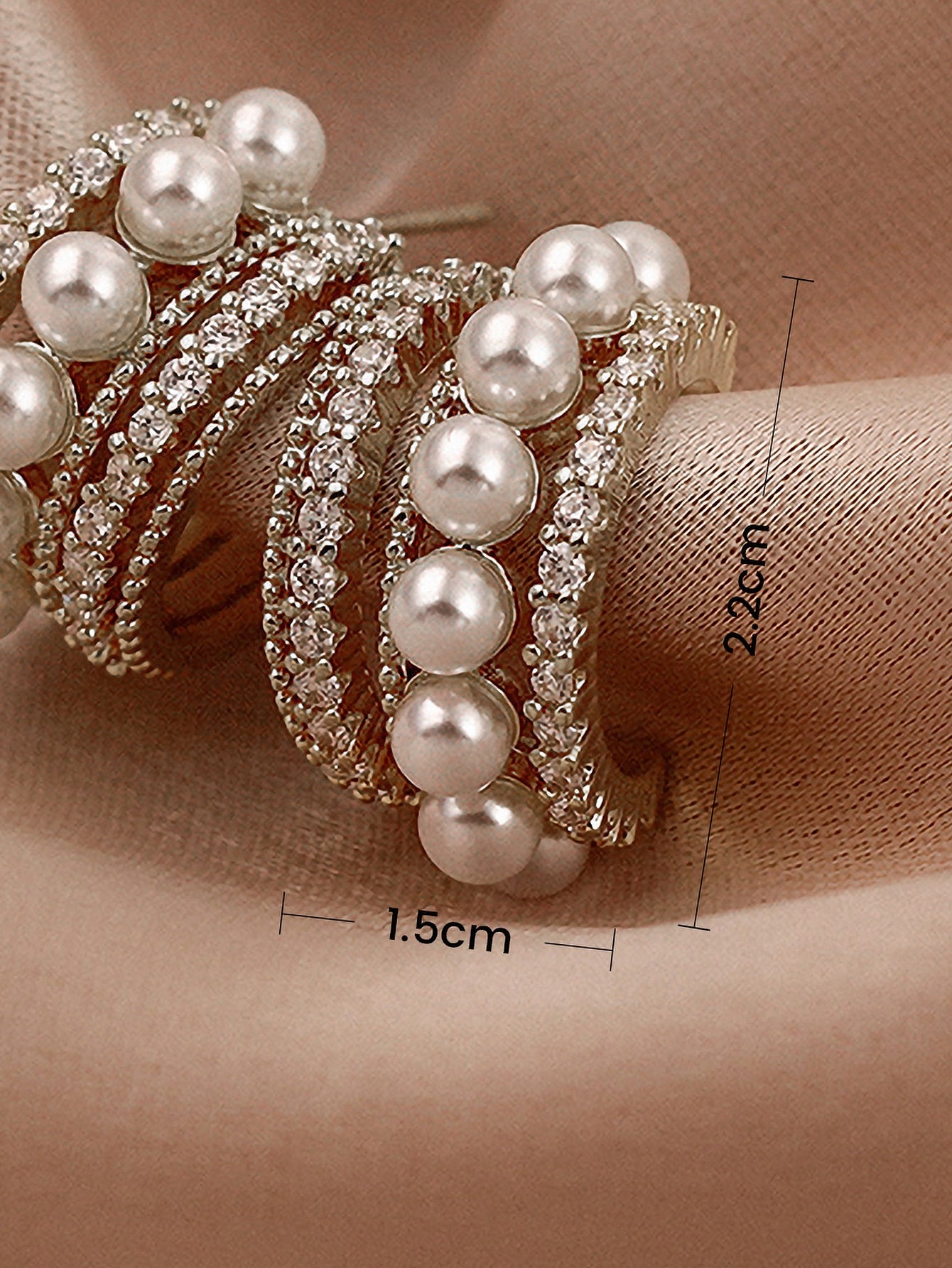 Faux Pearl Decor Hoop Earrings