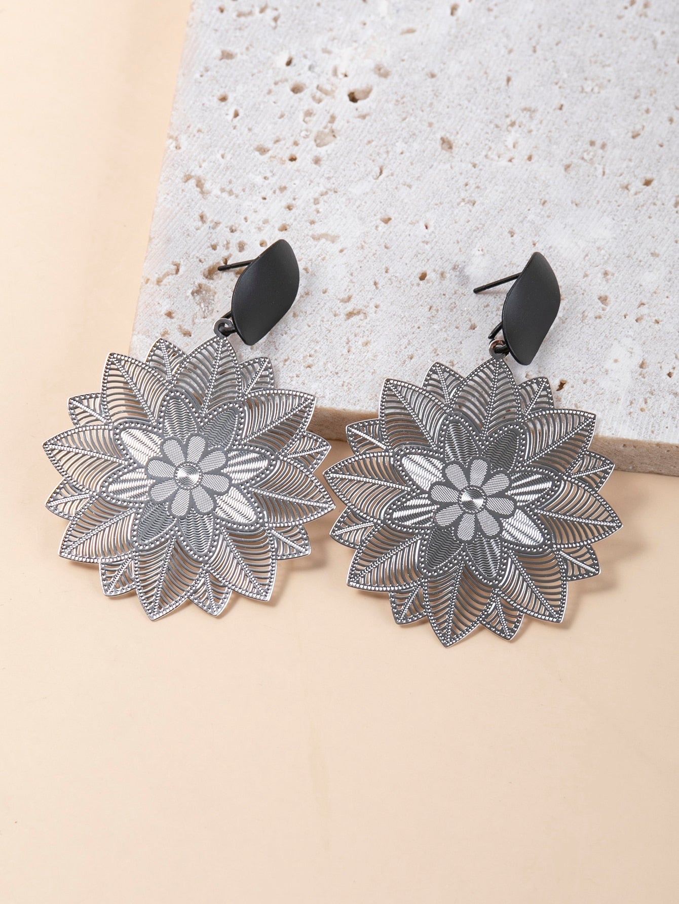 Hollow Out Flower Drop Earrings