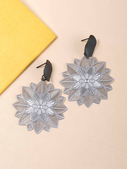 Hollow Out Flower Drop Earrings