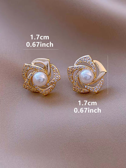 Faux Pearl Rhinestone Flower Decor Stud Earrings