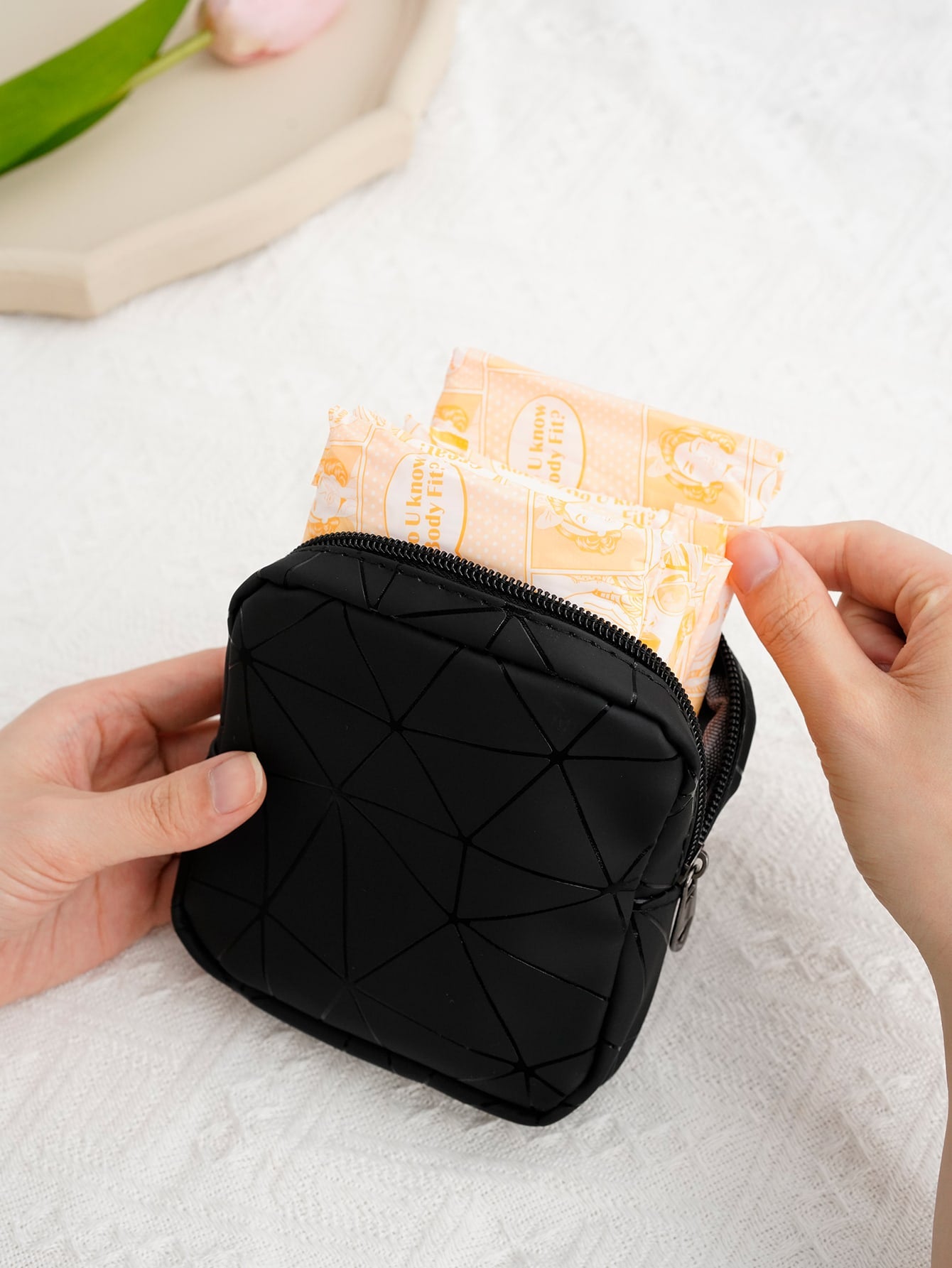 ChicGuard Tampon & Cosmetics Bag