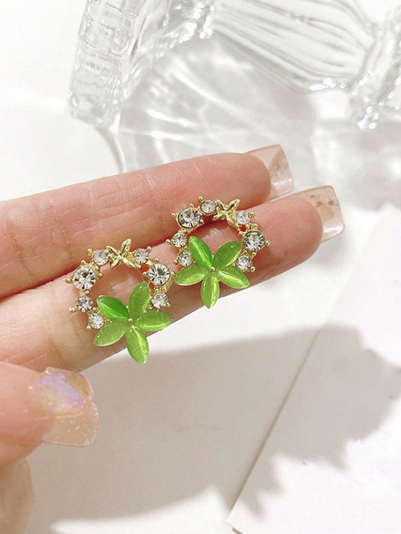 Rhinestone Flower Decor Stud Earrings