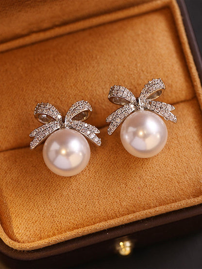 Rhinestone Bow Faux Pearl Design Stud Earrings