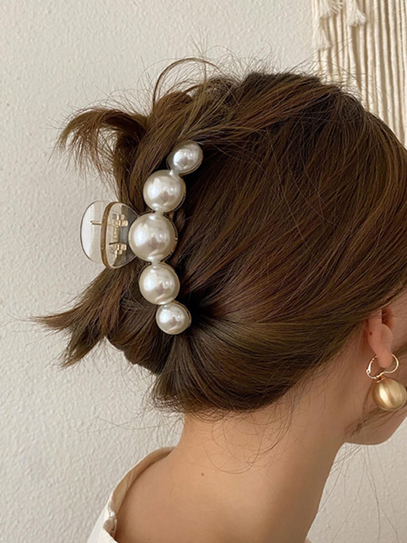 Faux Pearl Decor Hair Claw