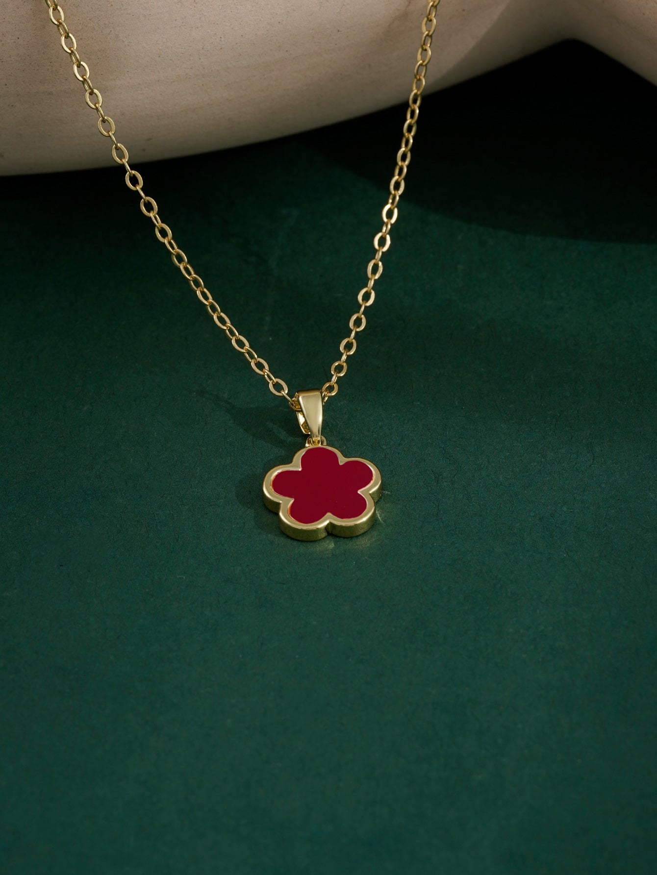 Flower Pendant Necklace