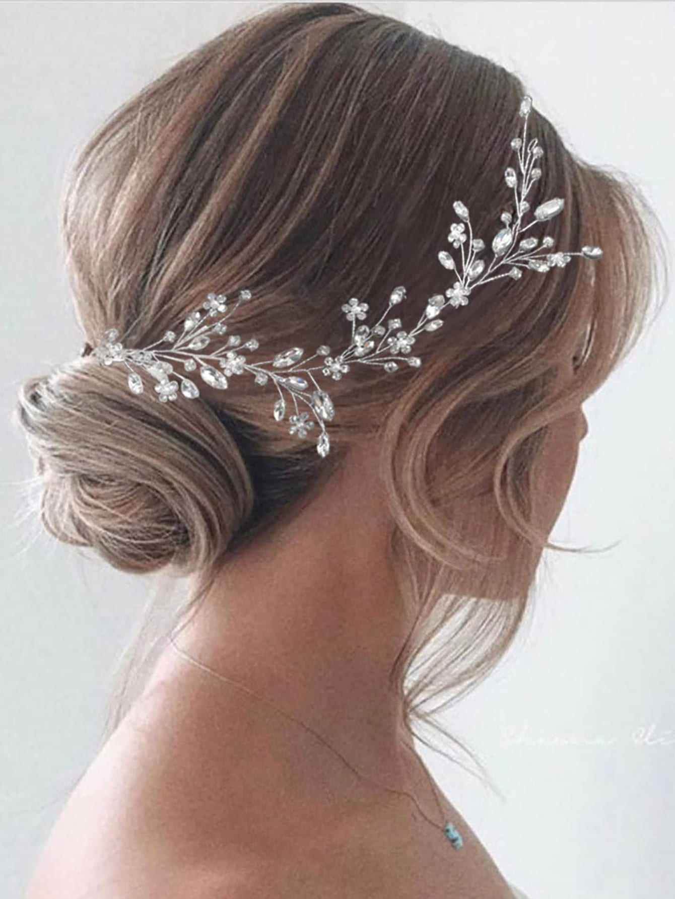 Blooms of Elegance: Flower Headband for Bride