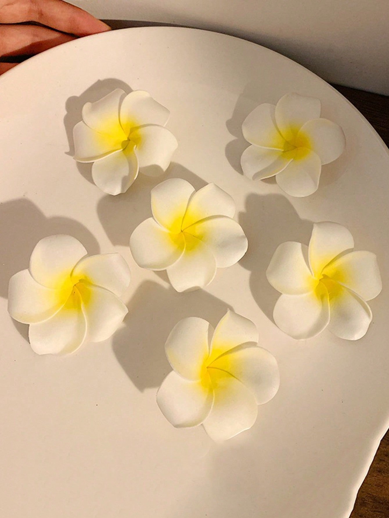 White Yellow Flower Decor Alligator Hair Clips